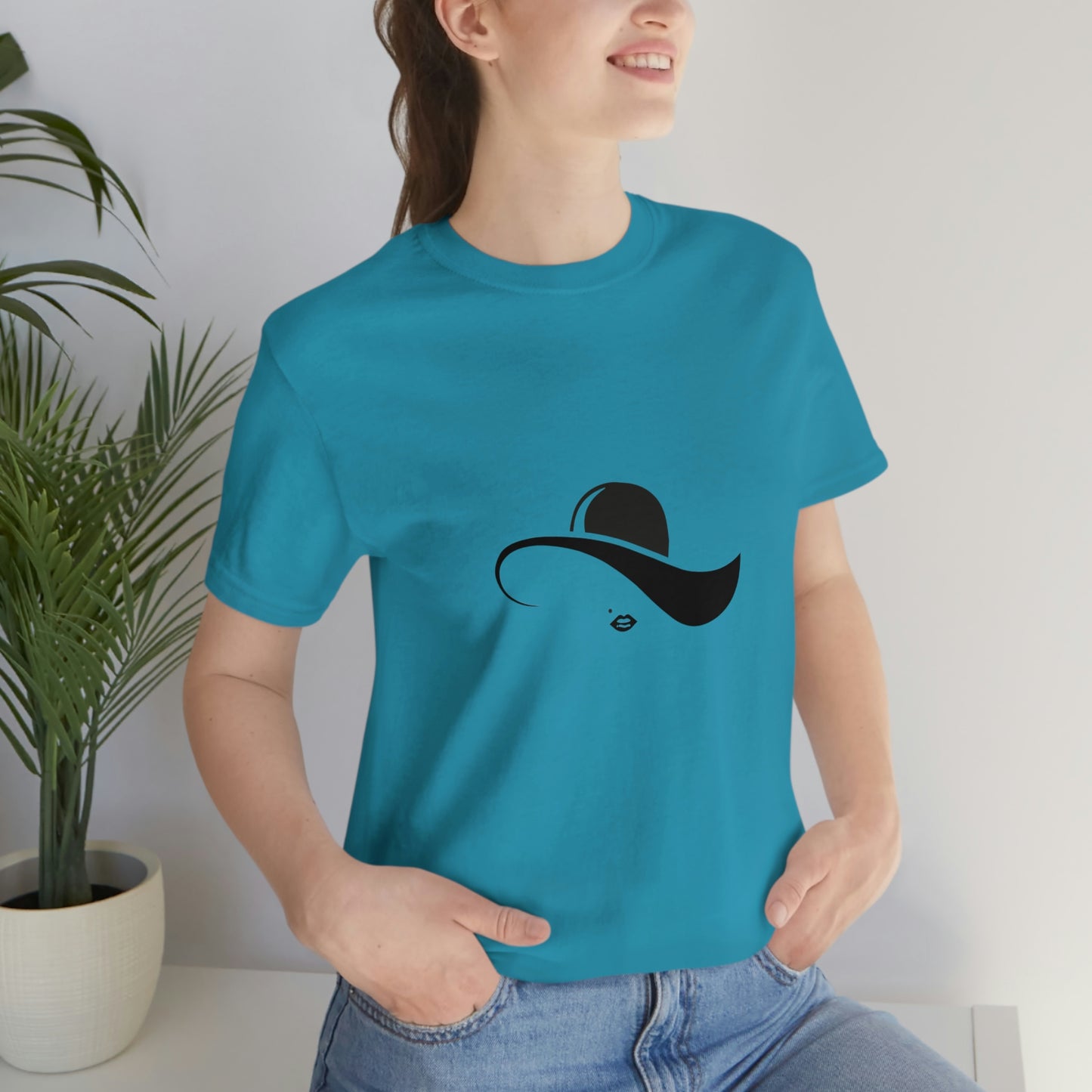 ‘Elegant hat’ Unisex Jersey Short Sleeve Tee